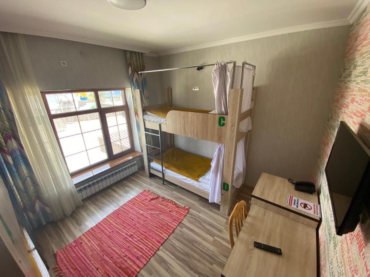 Azimut Hotel Balykchy Ngoại thất bức ảnh