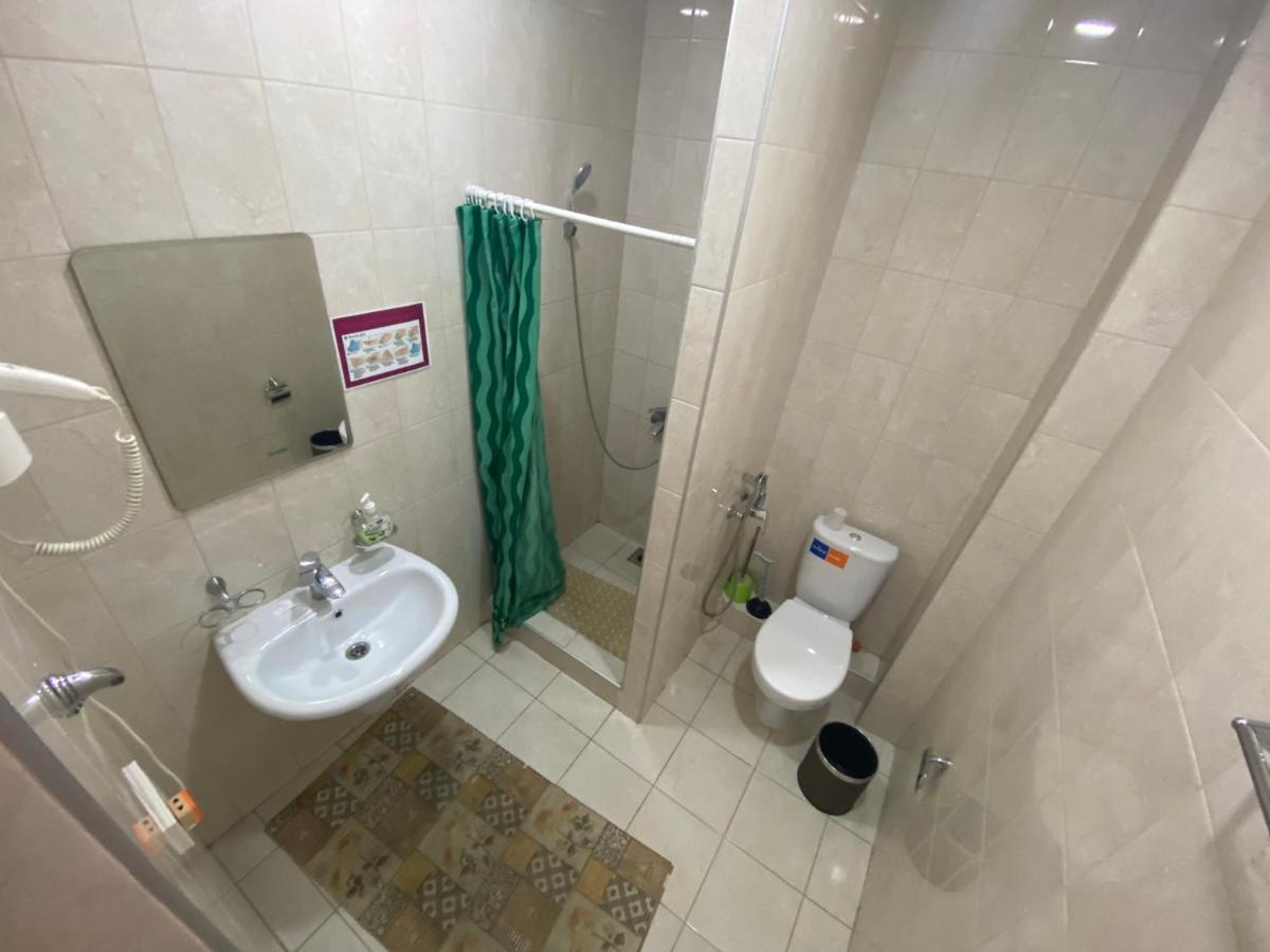 Azimut Hotel Balykchy Ngoại thất bức ảnh